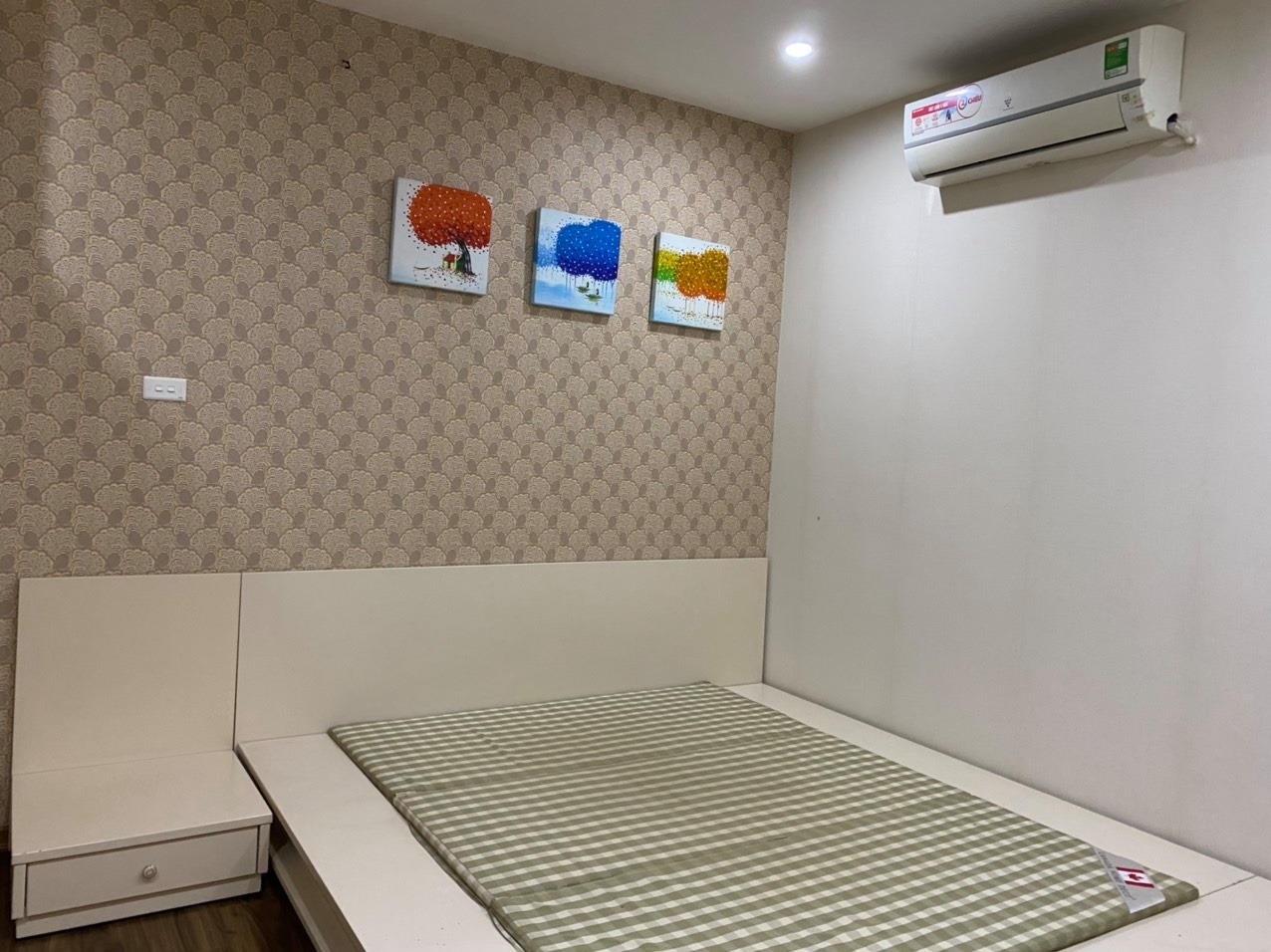 Cho thuê căn hộ chung cư CT3 Cổ Nhuế - Nam Cường căn góc 3PN full đồ giá 11tr/th